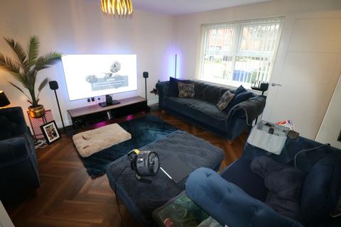 4 bedroom terraced house to rent, Cleminson Gardens, Cottingham, East Yorkshire