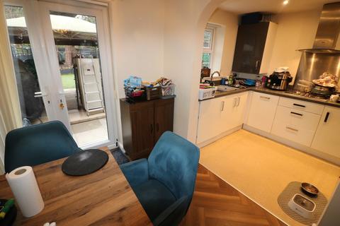 4 bedroom terraced house to rent, Cleminson Gardens, Cottingham, East Yorkshire
