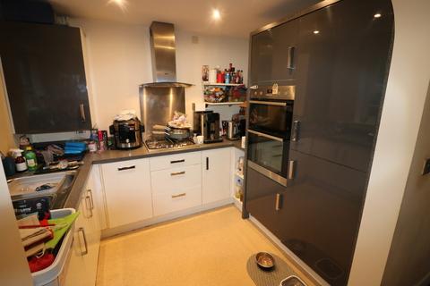 4 bedroom terraced house to rent, Cleminson Gardens, Cottingham, East Yorkshire