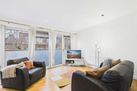 2 bedroom apartment to rent, Tower Bridge Road, London Bridge