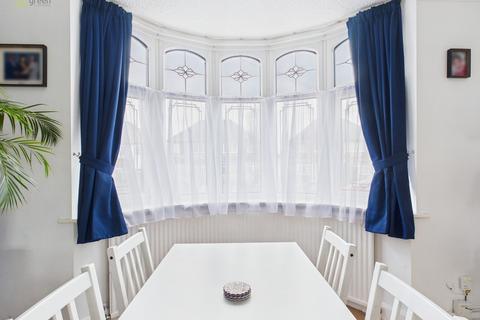 4 bedroom semi-detached house for sale, Peak House Road, Birmingham B43