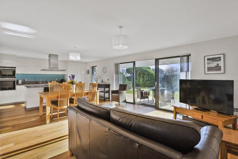 2 bedroom flat for sale, Seabrook Road, Hythe, CT21