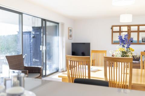 2 bedroom flat for sale, Seabrook Road, Hythe, CT21