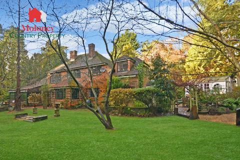 4 bedroom detached house for sale, Rural Battle, East Sussex TN33