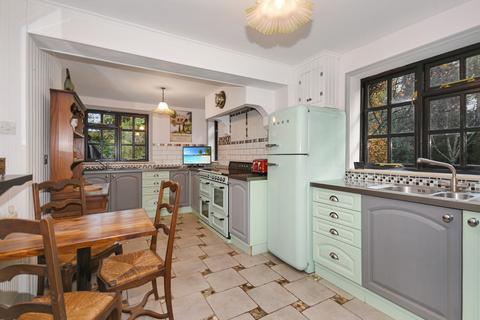4 bedroom detached house for sale, Rural Battle, East Sussex TN33