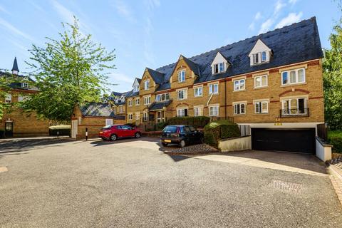 2 bedroom flat to rent, Hallam Close WD24, Watford, WD24