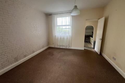 3 bedroom terraced house to rent, Hill Street, Kettering