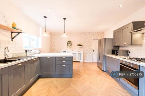 undefined, Worsley Road, Eccles, Manchester, M30
