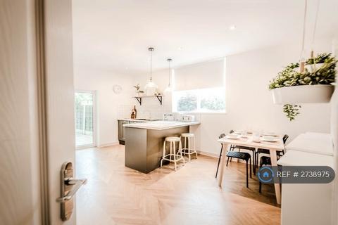 undefined, Worsley Road, Eccles, Manchester, M30