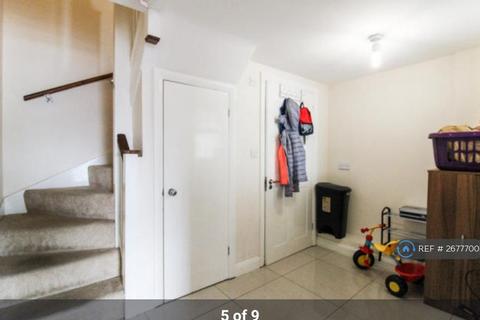 undefined, Stone Terrace, Farnborough, GU14