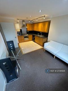 2 bedroom flat to rent, Basle House, Stratford, E15