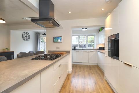 undefined, De Lara Way, Surrey GU21