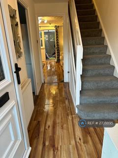 3 bedroom terraced house to rent, Hoskins Close, Manchester, M12
