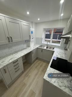 3 bedroom semi-detached house to rent, Wham Bar Drive, Heywood, OL10
