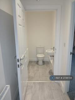 2 bedroom flat to rent, Pemberton, Wigan, WN5