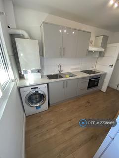 2 bedroom flat to rent, Alexandra Avenue, Harrow, HA2