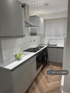 undefined, York Avenue, London, W7