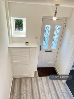 3 bedroom terraced house to rent, Wildbrook Grove, Little Hulton, Manchester, M38