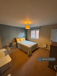 2 bedroom flat to rent, Crouch Street, Colchester, CO3