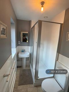 2 bedroom flat to rent, Crouch Street, Colchester, CO3