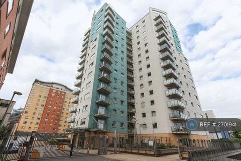 2 bedroom flat to rent, City View, Ilford, IG1