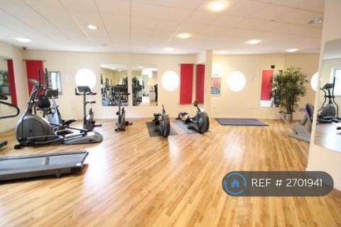 2 bedroom flat to rent, City View, Ilford, IG1