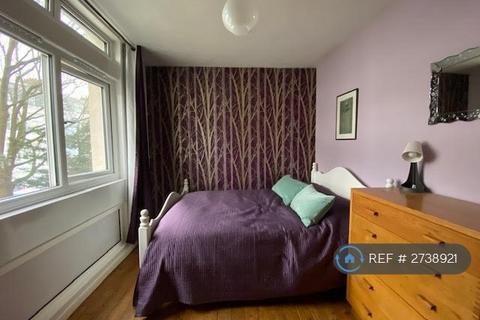 3 bedroom maisonette to rent, Victoria Rise, London, SW4