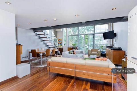 2 bedroom penthouse to rent, Kings Wharf, London, E8