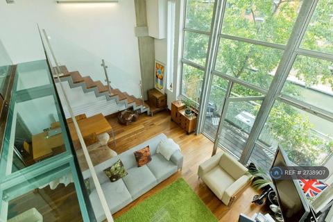 2 bedroom penthouse to rent, Kings Wharf, London, E8