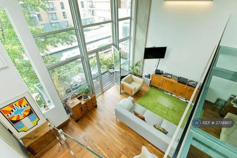 2 bedroom penthouse to rent, Kings Wharf, London, E8