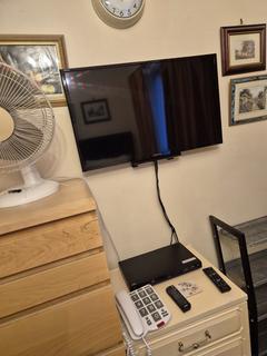 1 bedroom in a house share to rent, Cranmer Road, Hayes UB3