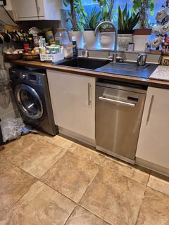 1 bedroom in a house share to rent, Cranmer Road, Hayes UB3