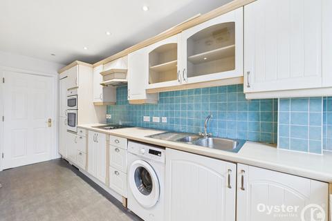2 bedroom apartment to rent, Nightingale Avenue, Harrow, HA1
