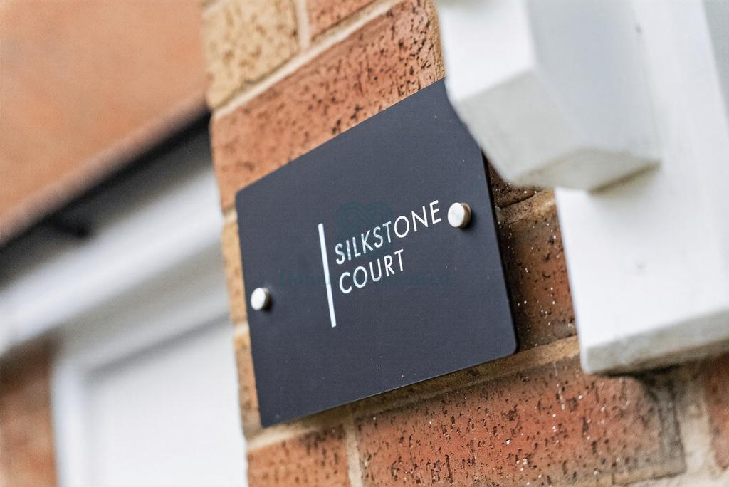 Silkstone Court