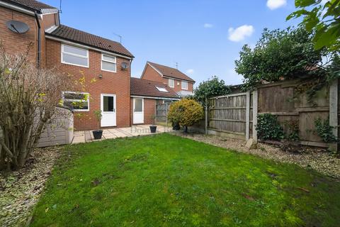 2 bedroom semi-detached house for sale, Leeds LS15
