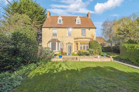 5 bedroom detached house for sale, Wheatley