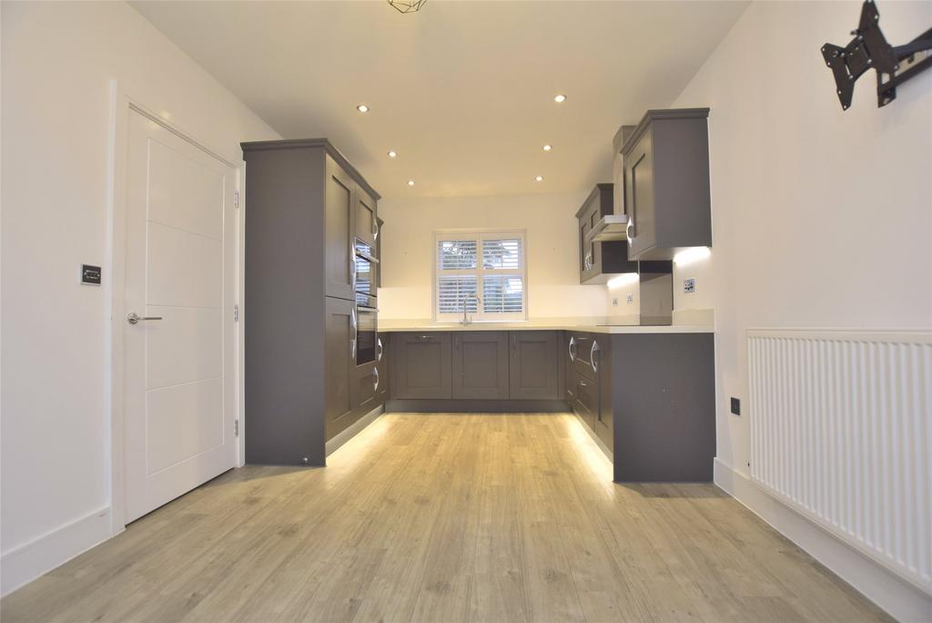 Dining Area/Kitchen