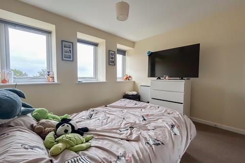 2 bedroom apartment for sale, 25. Stephenson House, Stephenson Street, North Shields, Tyne and Wear NE30 1QA