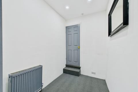 3 bedroom terraced house for sale, Fosse Road South, Leicester LE3