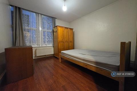 2 bedroom flat to rent, London Road, Thornton Heath, CR7