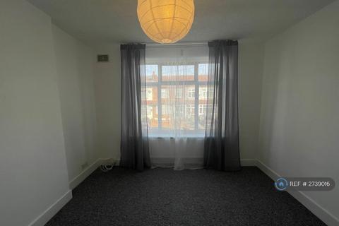 1 bedroom flat to rent - Chingford, London, E4