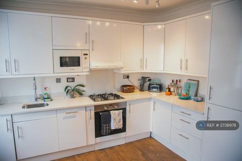 2 bedroom flat to rent, Philbeach Gardens, London, SW5