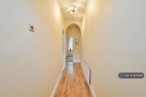 2 bedroom flat to rent, Hewitson Terrace, Gateshead, NE10