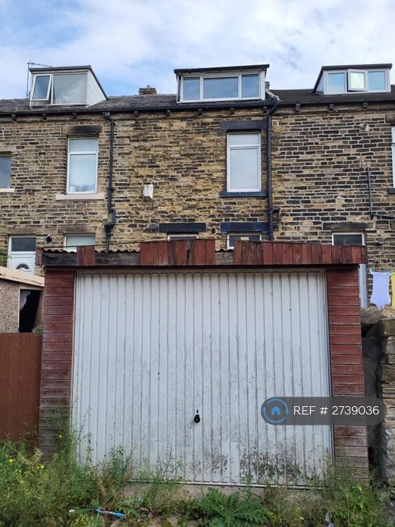 Garage/Rear