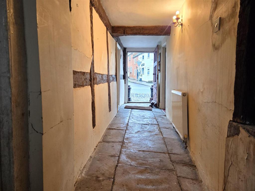 PO - Hallway.jpg