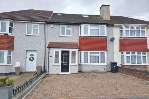 4 bedroom terraced house for sale, Yeomen Way, Ilford