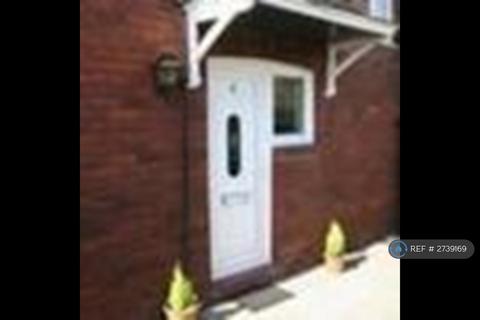 1 bedroom in a house share to rent, Addison Crescent, Manchester, M16
