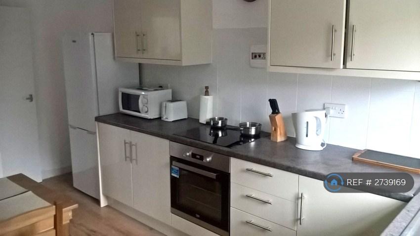 Kitchen Picture 1