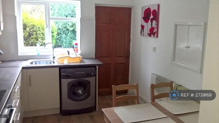 Kitchen Picture 2