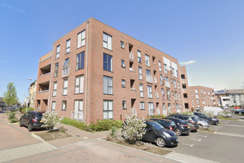 2 bedroom flat to rent - Draper Close, Grays